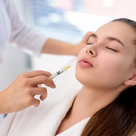 Diyora Beauty: Professional Aesthetician Located in North London